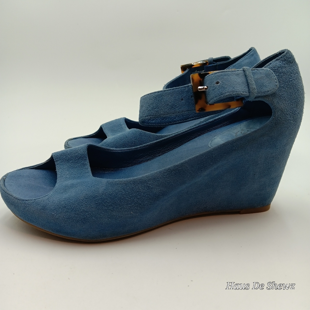 Johnston Murphy Light blue. suede sandals